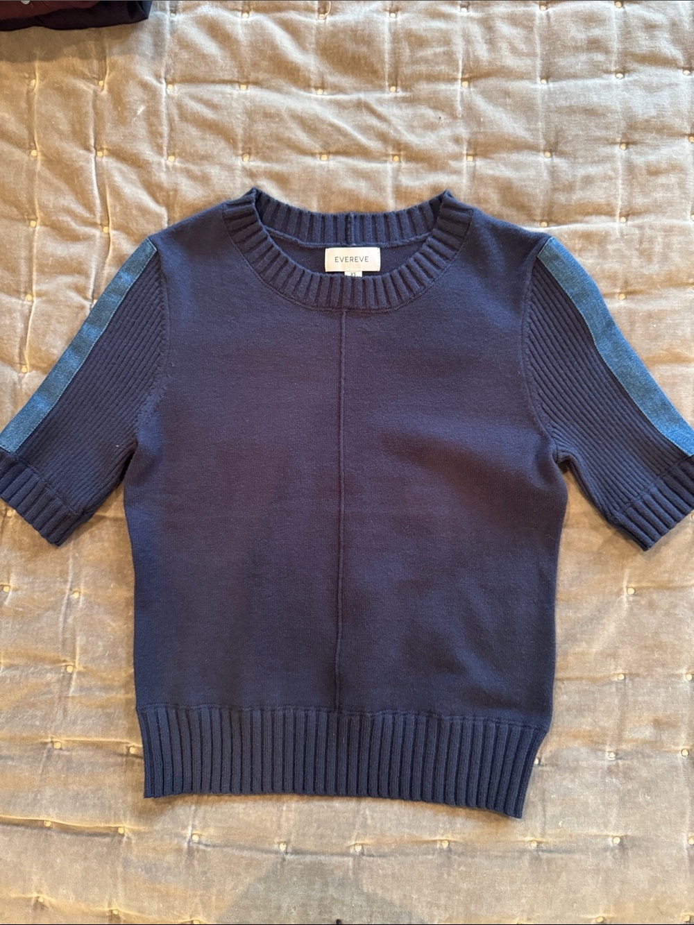 Evereve Navy Knit Short Sleeve Top with Light Denim Shoulder Stripe